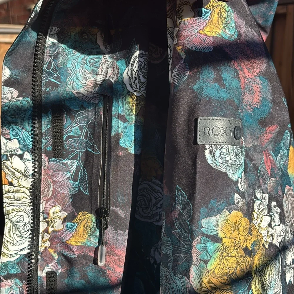 ROXY Ski Jacket - Picture 5 of 8